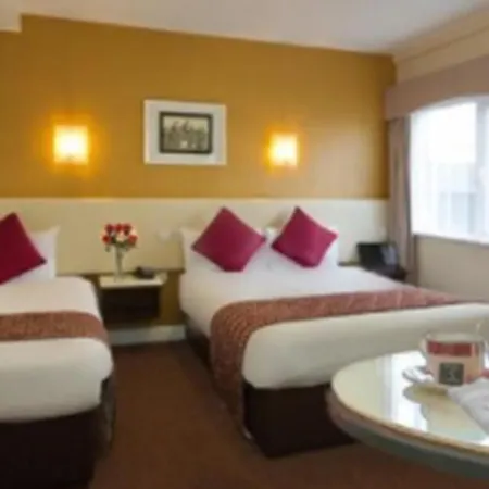 Eviston House Hotell