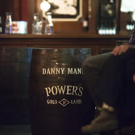 Eviston House كيلارني