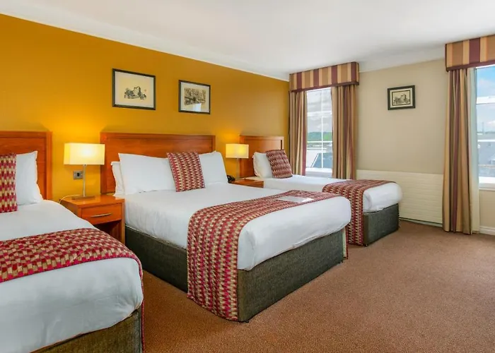 Otel Eviston House