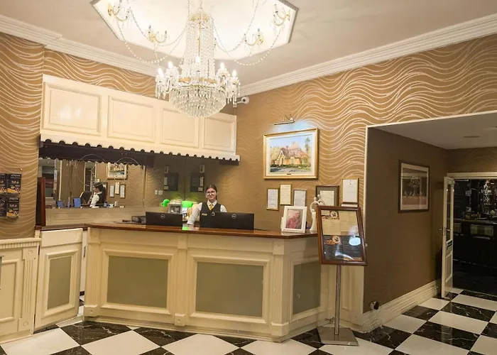 Eviston House Otel