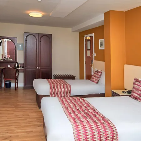 Hotel Eviston House 3*