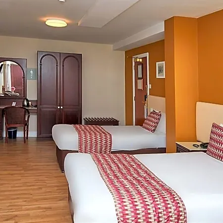 Eviston House Отель