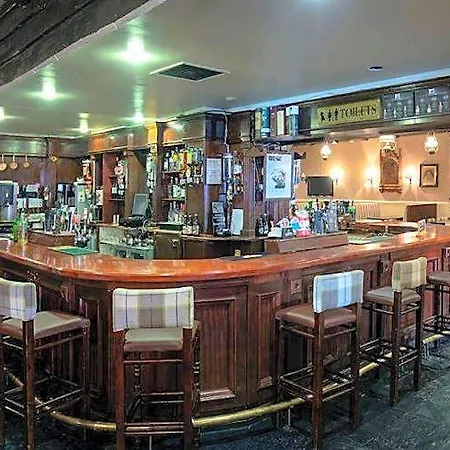 Eviston House Отель
