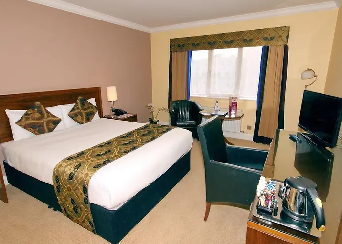 亿维斯通酒店 3* 基拉尼